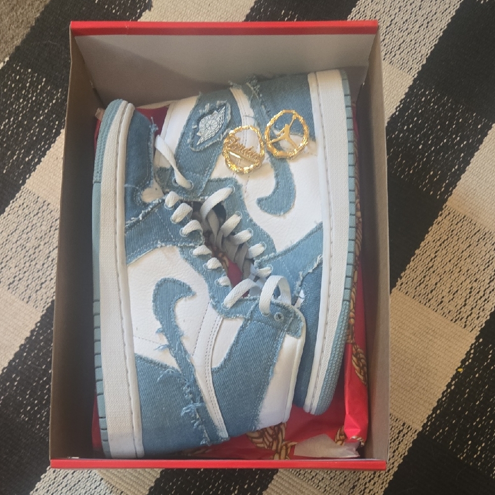 Womens Air Jordan 1 Retro High OG